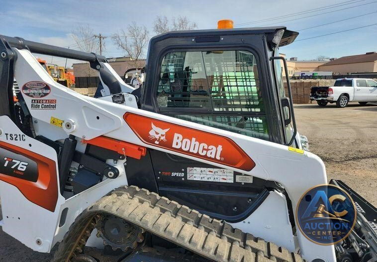 2021 Bobcat T76 skid steer loader
