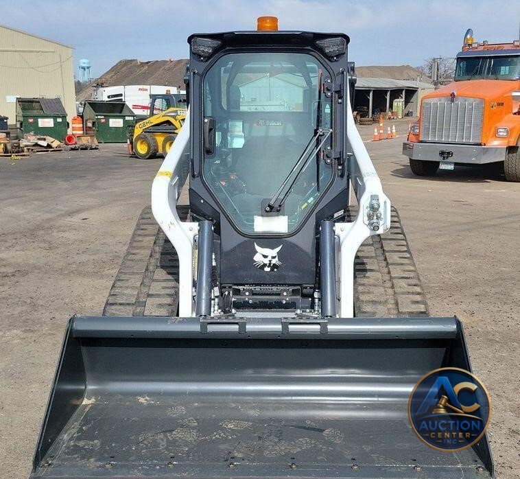 2021 Bobcat T76 skid steer loader