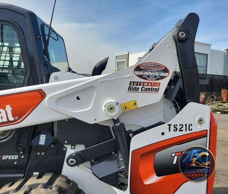 2021 Bobcat T76 skid steer loader