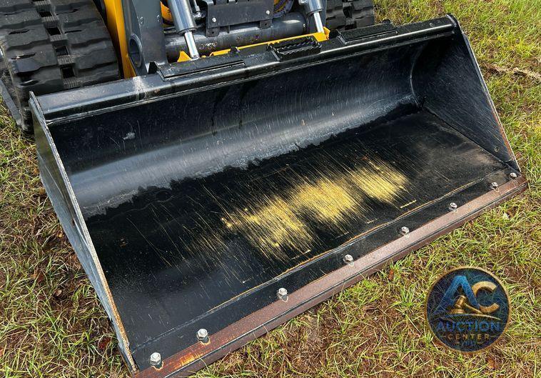 2022 John Deere 325G  tracked skid steer loader