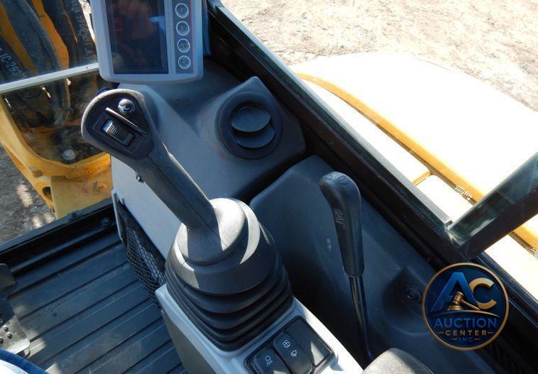 2018 Caterpillar 305E2  mini excavator