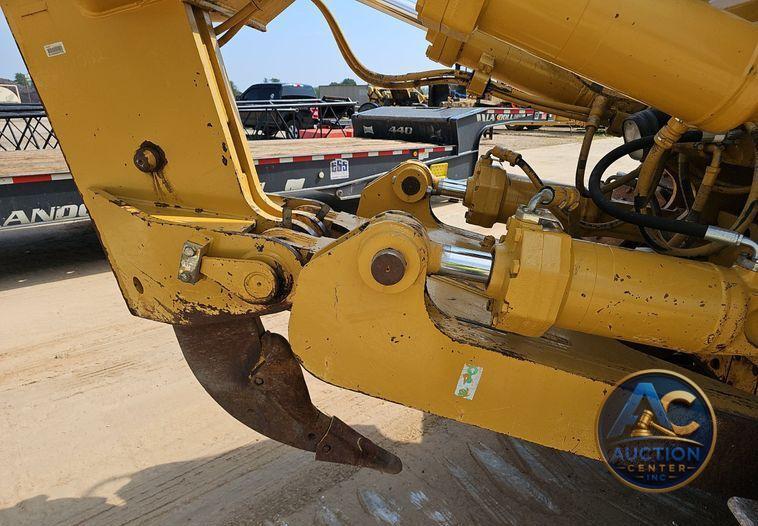 2012 Caterpillar  D8T dozer