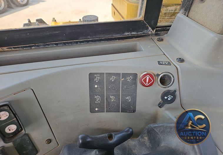 2012 Caterpillar  D8T dozer