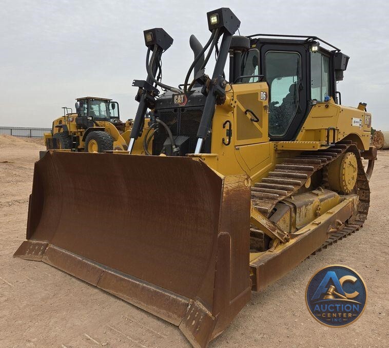 2020 Caterpillar D6 dozer