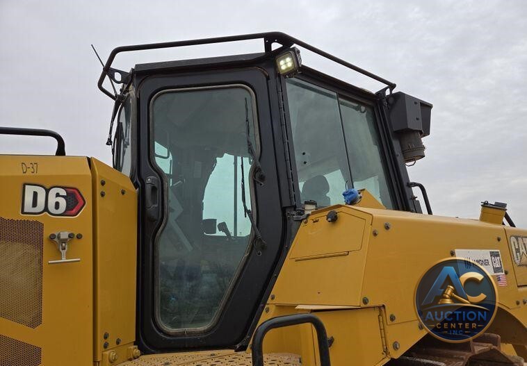 2020 Caterpillar D6 dozer