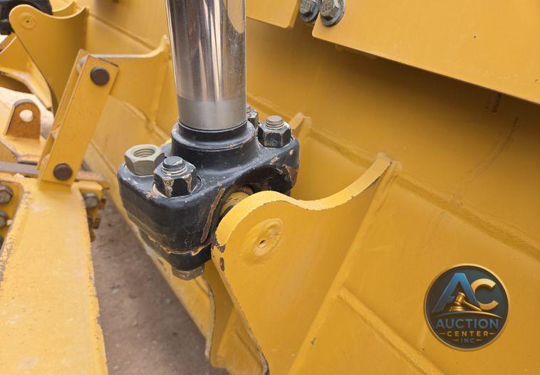 2020 Caterpillar D6 dozer