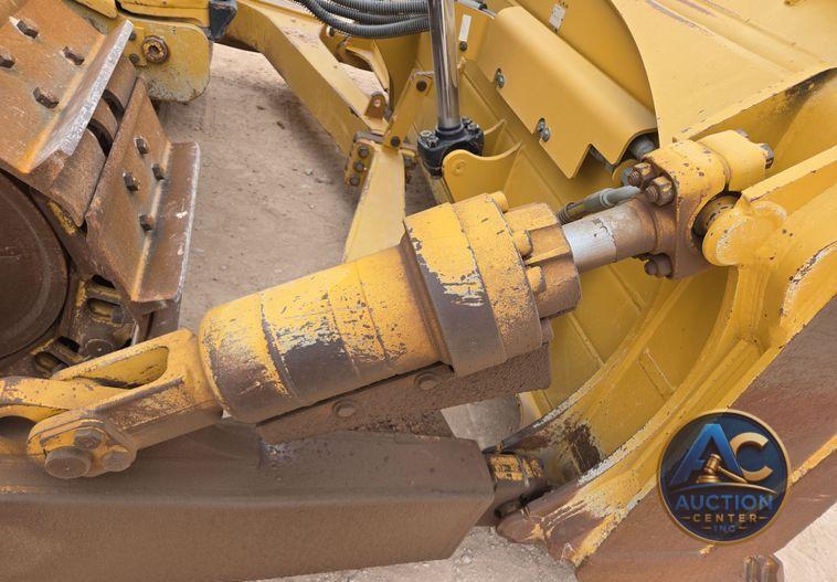 2020 Caterpillar D6 dozer
