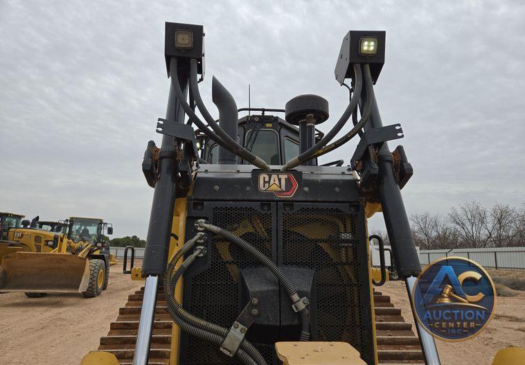 2020 Caterpillar D6 dozer