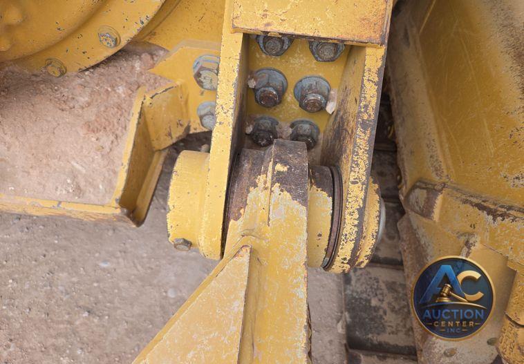 2020 Caterpillar D6 dozer