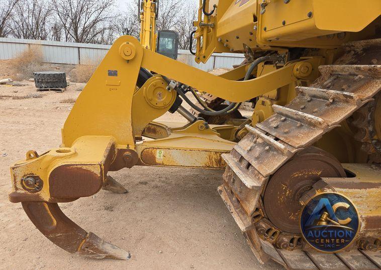 2020 Caterpillar D6 dozer