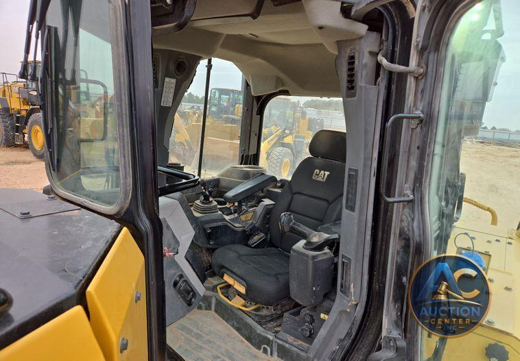 2020 Caterpillar D6 dozer
