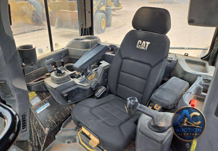 2020 Caterpillar D6 dozer