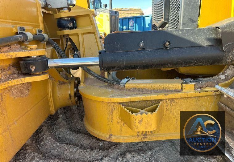 2022 Caterpillar D5 dozer