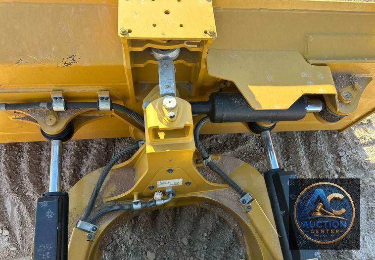 2022 Caterpillar D5 dozer