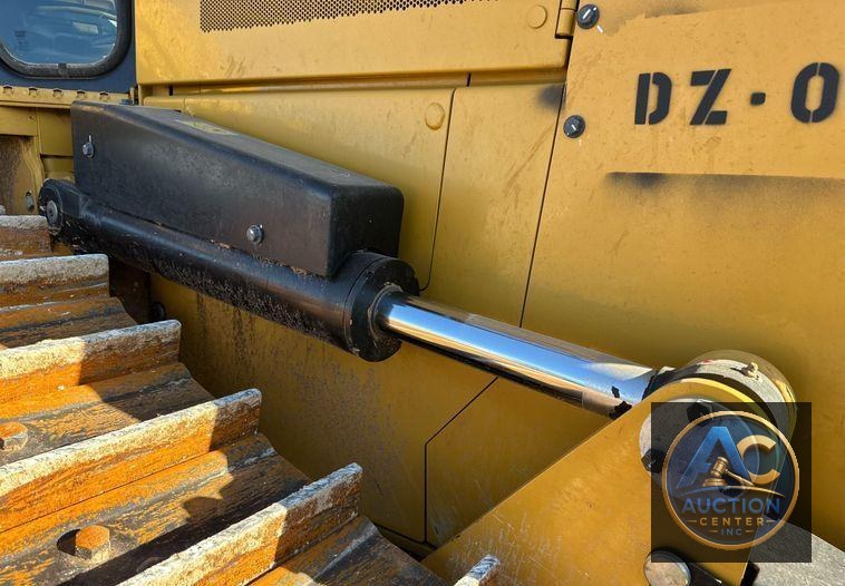 2022 Caterpillar D5 dozer