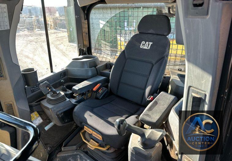 2022 Caterpillar D5 dozer