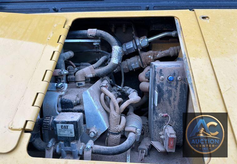 2022 Caterpillar D5 dozer