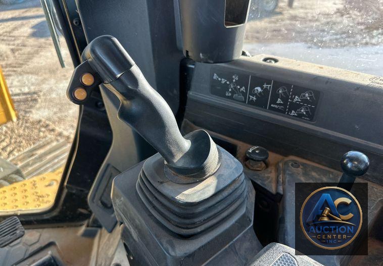 2022 Caterpillar D5 dozer