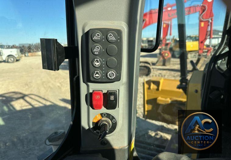 2022 Caterpillar D5 dozer