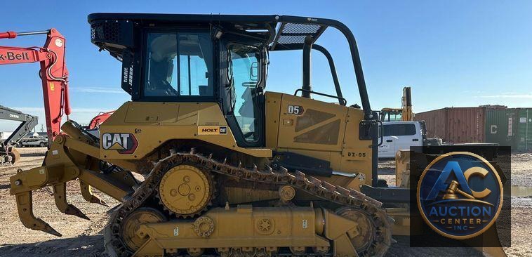 2022 Caterpillar D5 dozer