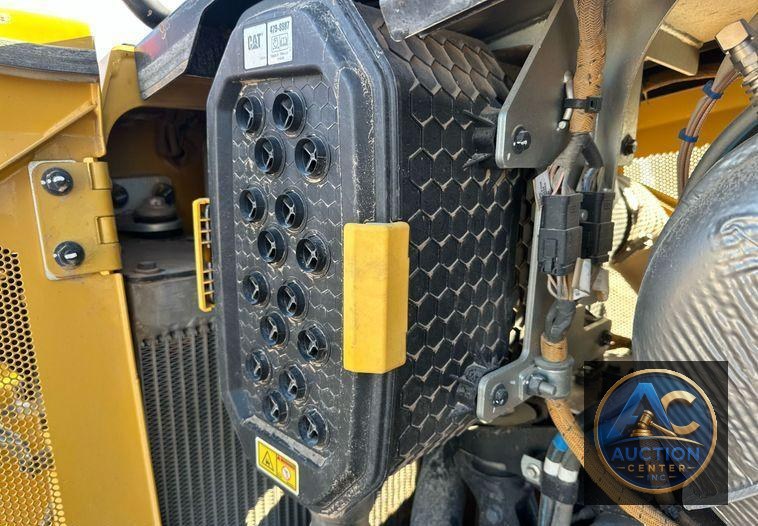 2022 Caterpillar D5 dozer