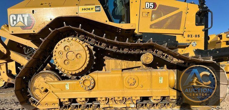2022 Caterpillar D5 dozer