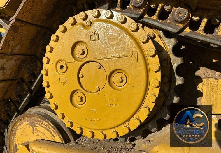 2022 Caterpillar D5 dozer