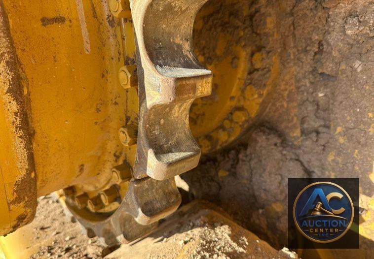 2022 Caterpillar D5 dozer