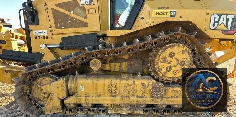 2022 Caterpillar D5 dozer