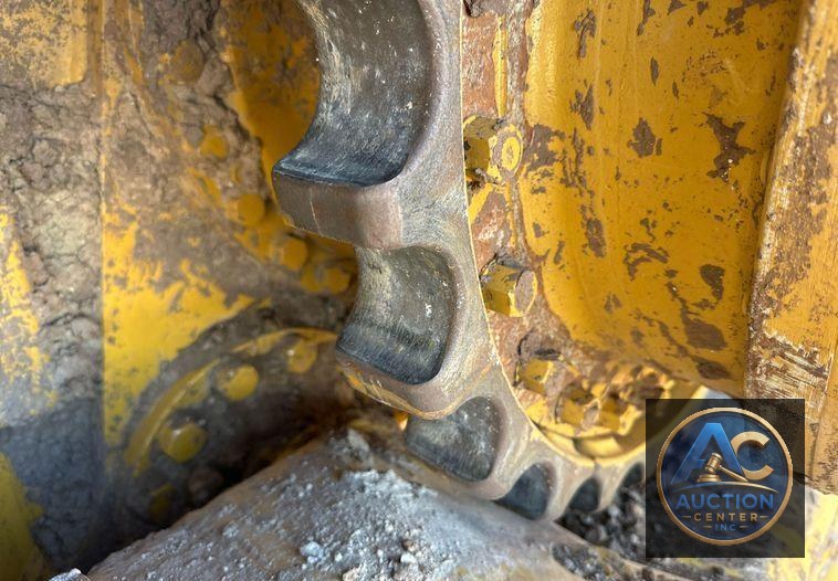 2022 Caterpillar D5 dozer