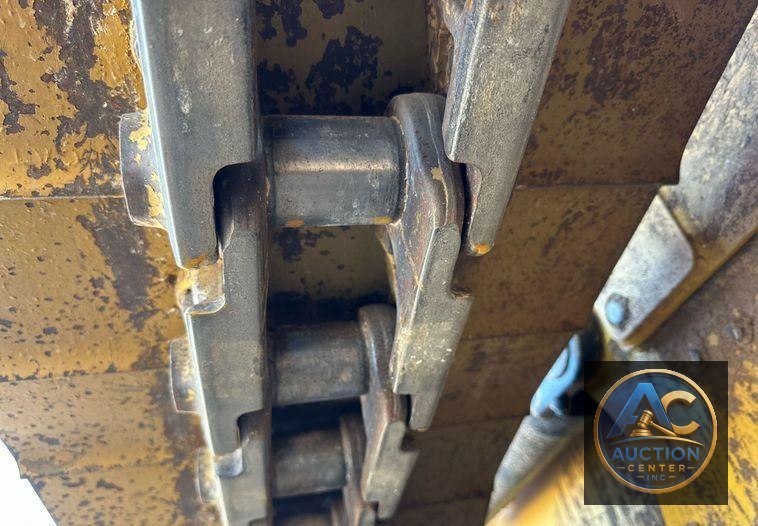 2022 Caterpillar D5 dozer