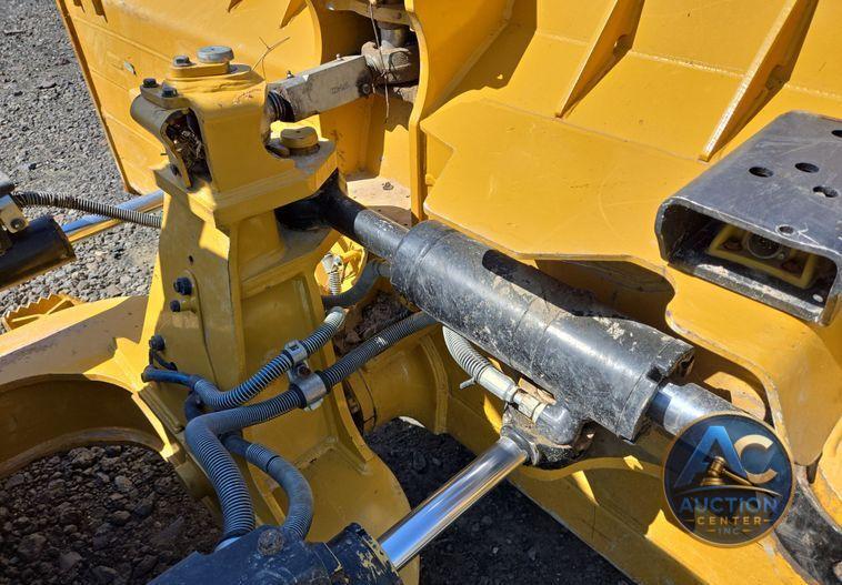 2023 Caterpillar D4 LGP dozer