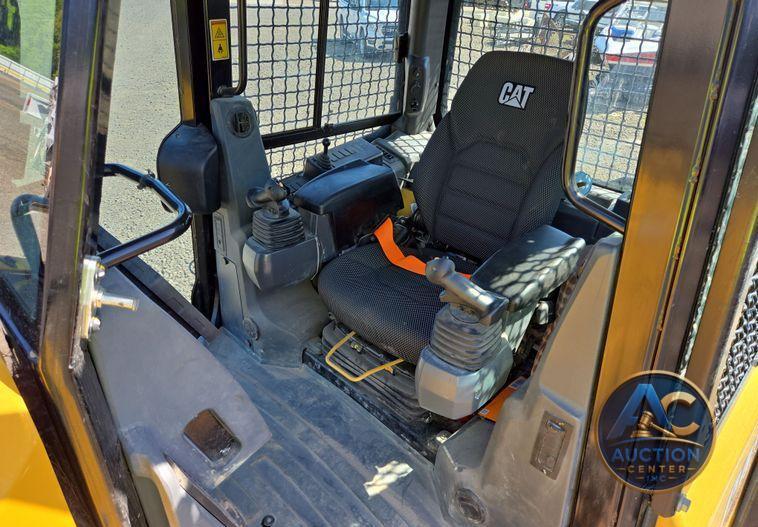 2023 Caterpillar D4 LGP dozer