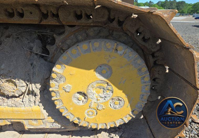 2023 Caterpillar D4 LGP dozer