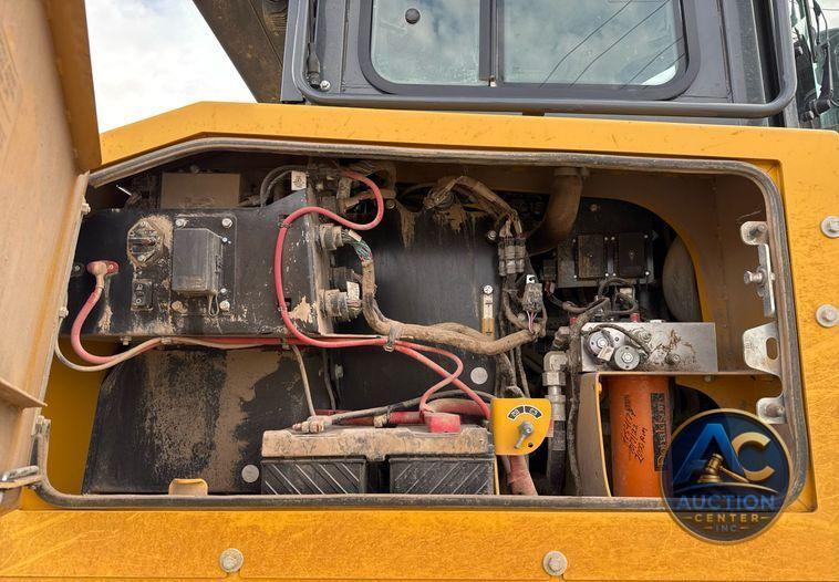 2020 John Deere 850L dozer