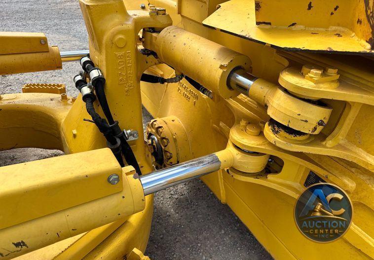 2023 Komatsu  D51EX-24 dozer