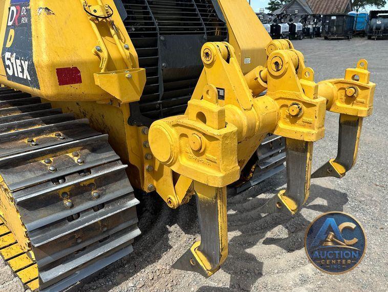 2023 Komatsu  D51EX-24 dozer