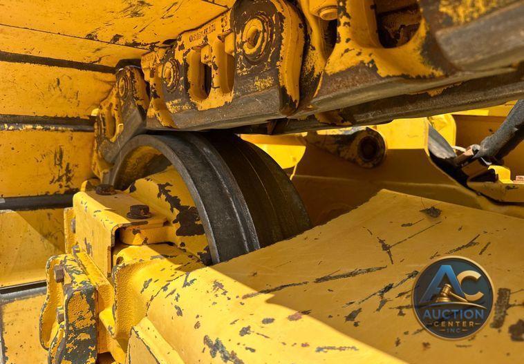 2023 Komatsu  D51EX-24 dozer