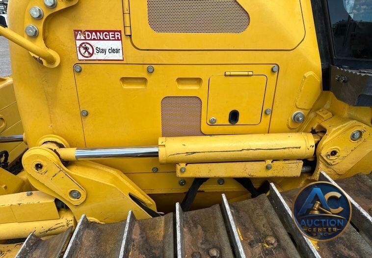2023 Komatsu  D51EX-24 dozer
