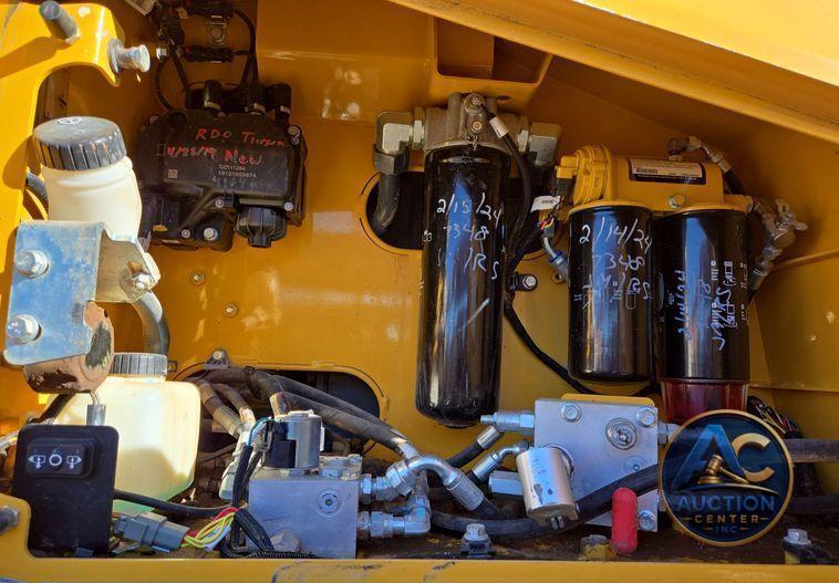 2016 John Deere 1050K dozer