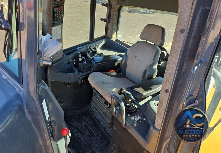 2016 John Deere 1050K dozer