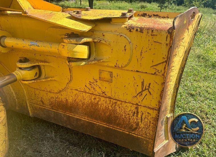 2017 Komatsu D65EX-18 dozer