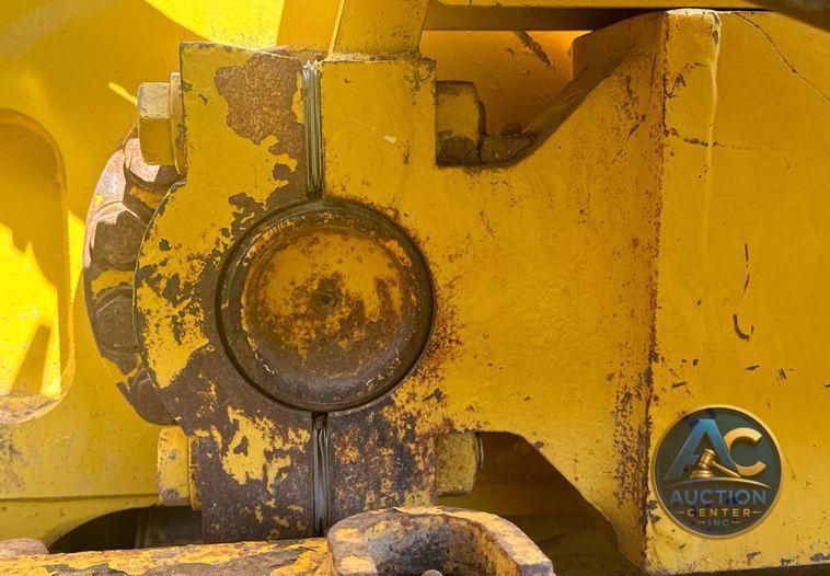 2017 Komatsu D65EX-18 dozer
