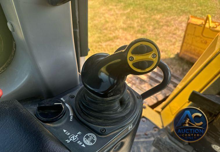 2017 Komatsu D65EX-18 dozer
