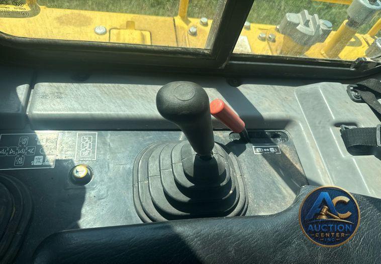 2017 Komatsu D65EX-18 dozer