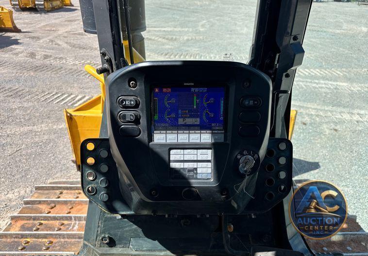 2022 Komatsu  D51EX-24 dozer