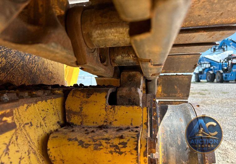 2022 Komatsu  D51EX-24 dozer