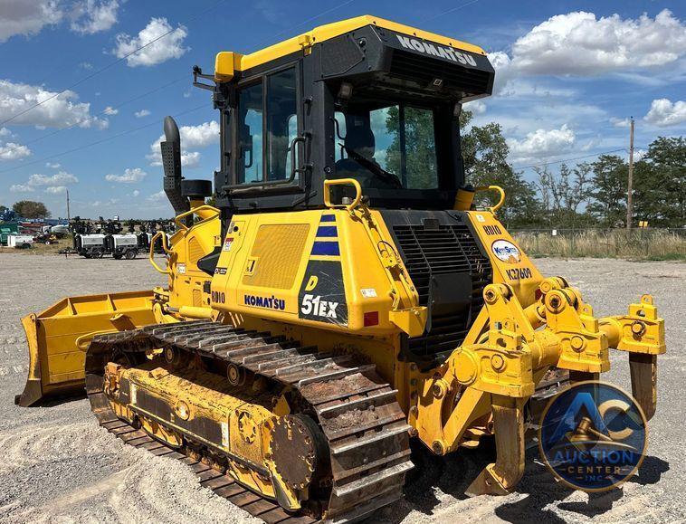 2022 Komatsu  D51EX-24 dozer