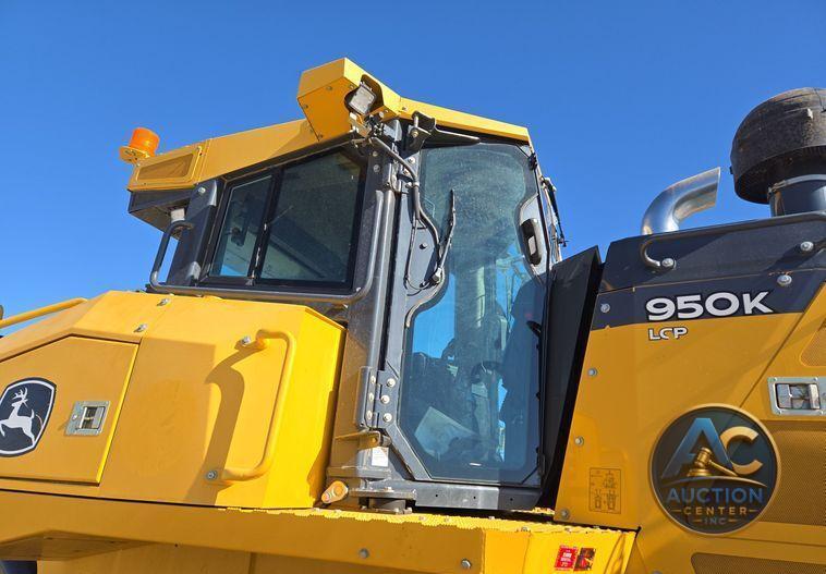 2018 John Deere 950K dozer