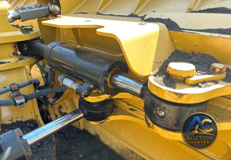 2016 Caterpillar D6K2 LGP dozer